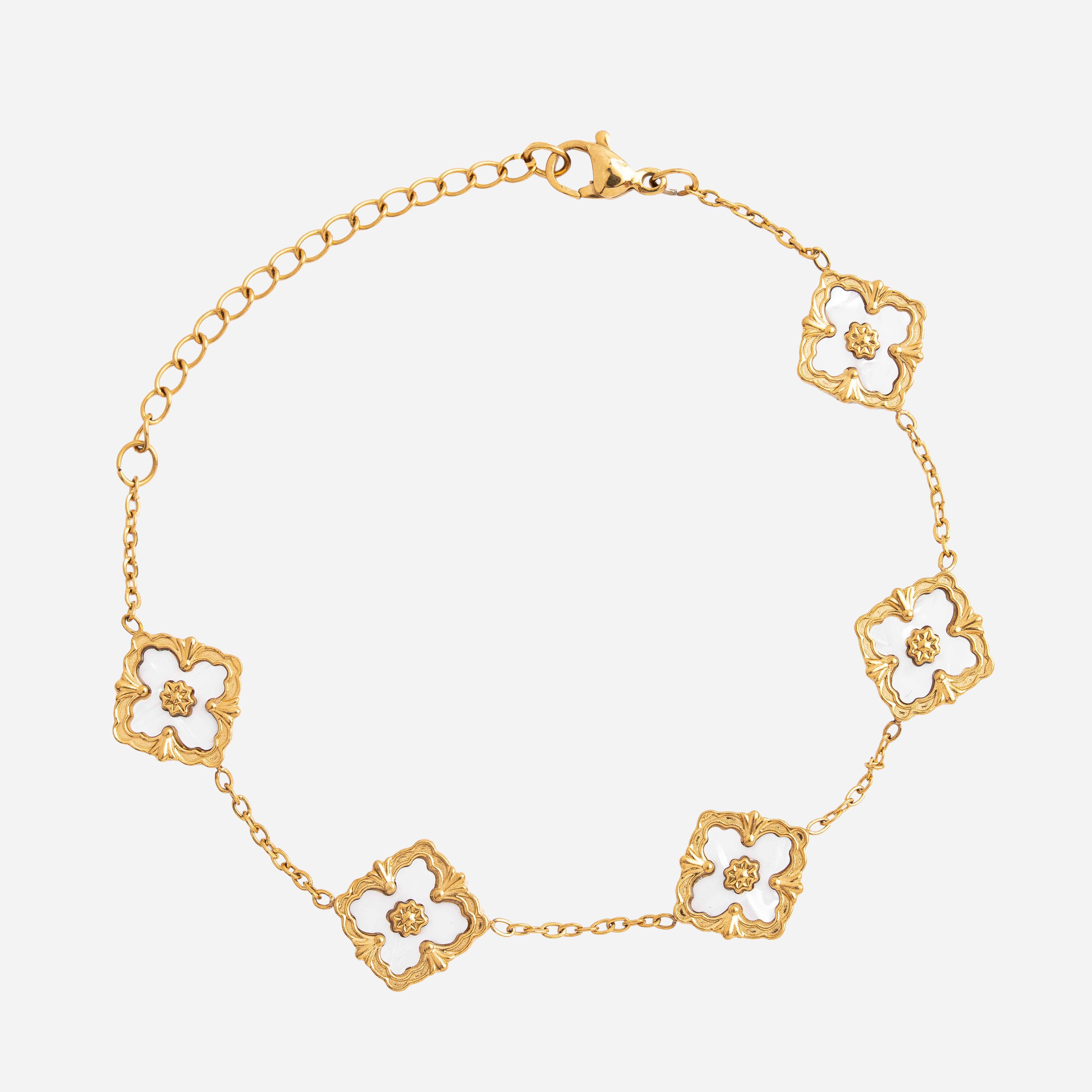 Molly Jewelry Lucky White Wristlet