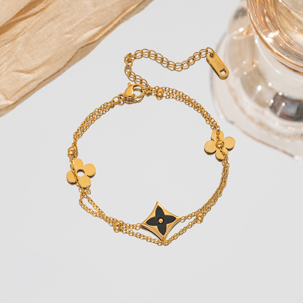 Molly Jewelry-Royal Clover-Bracelet-Black