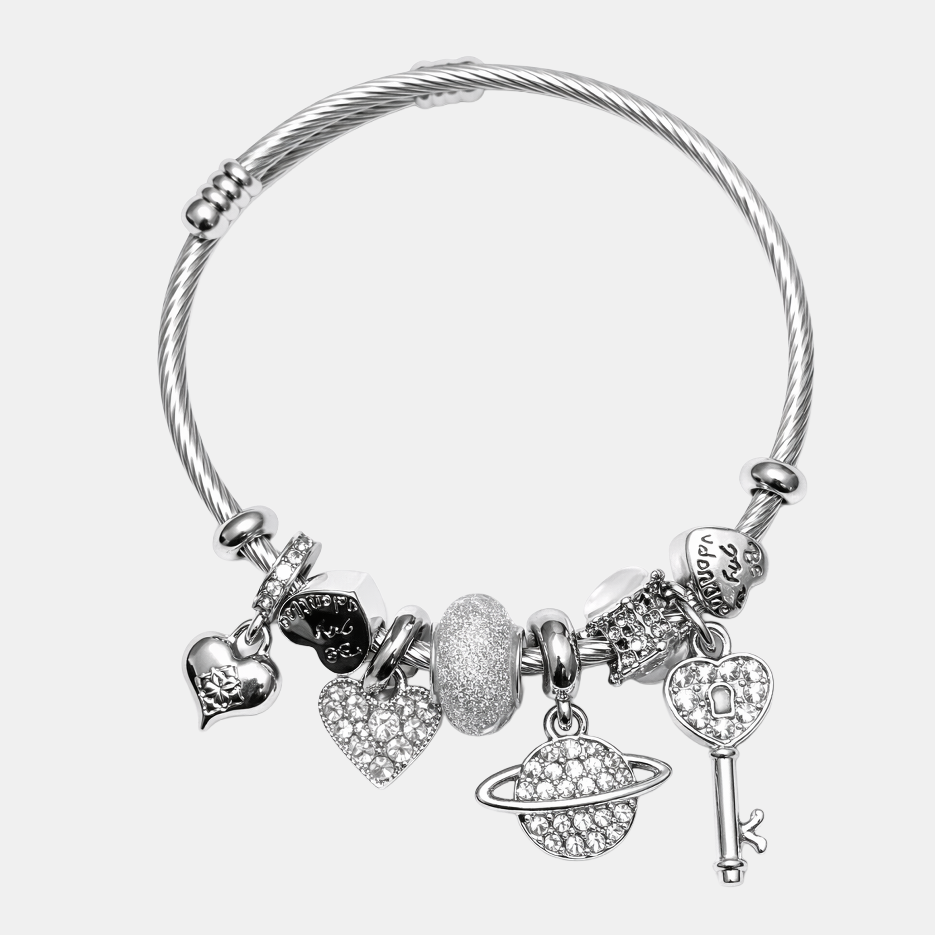 Molly Charm Gold fly in the sky