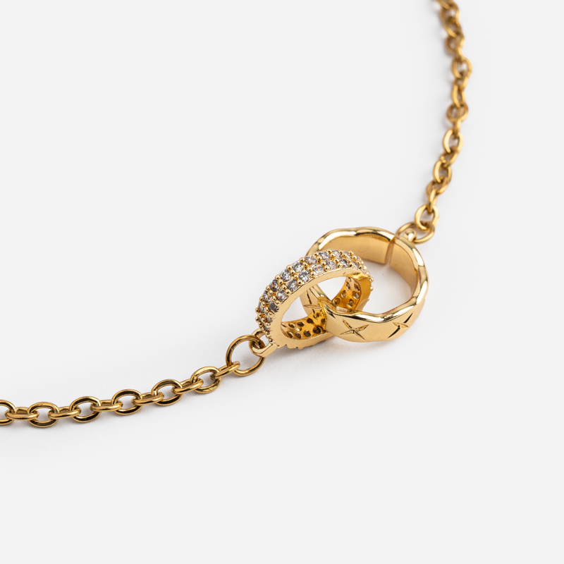 Molly Jewelry Love Knot Bracelet (Gold)