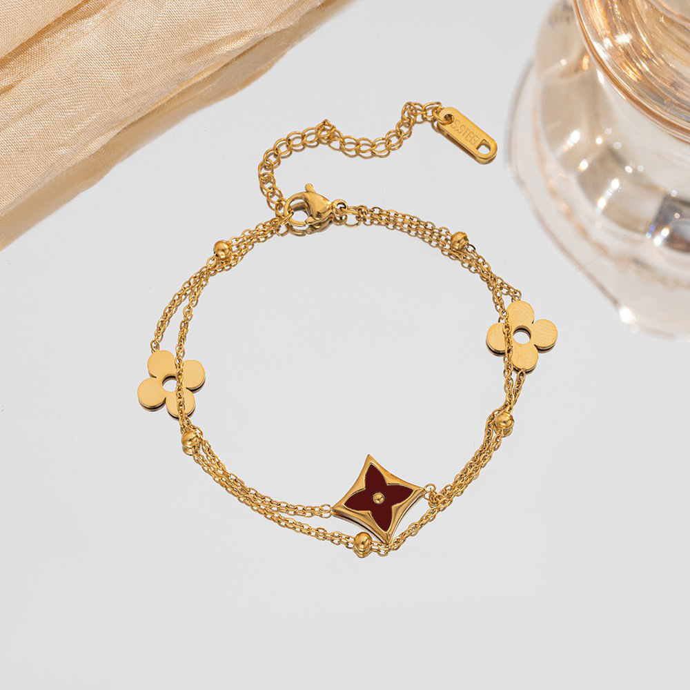 Molly Jewelry-Royal Clover-Bracelet-Wine