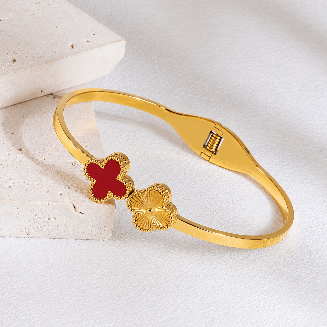 Molly Jewelry-Clover Signature-Bracelet-Red