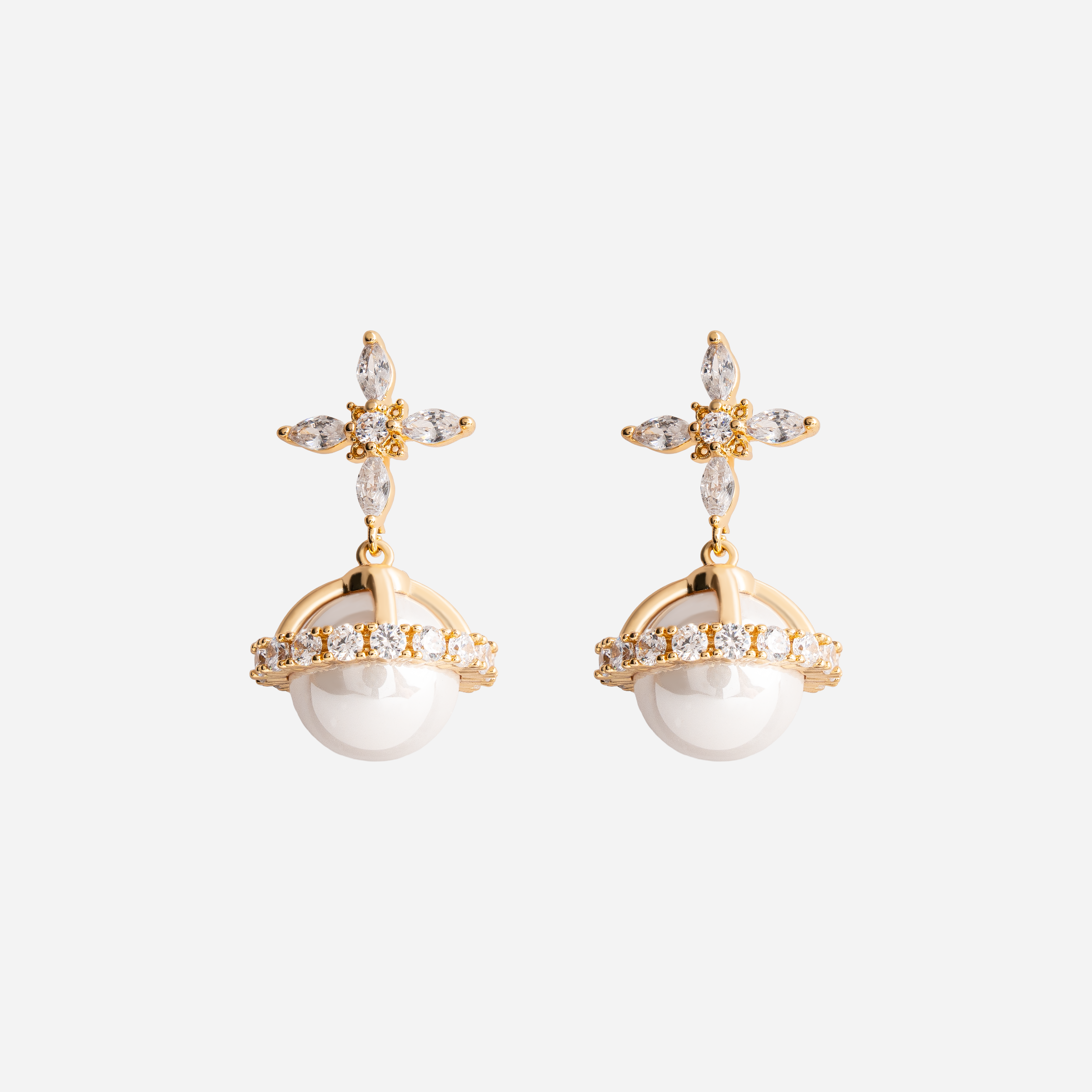 Molly Jewelry Cosmic Pearl Gold Earring