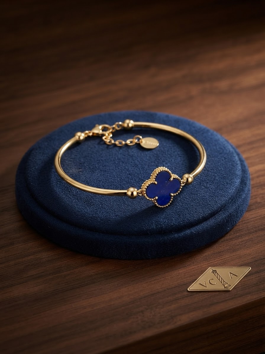 Molly Jewelry-Onyx Clover Bracelet-Navy
